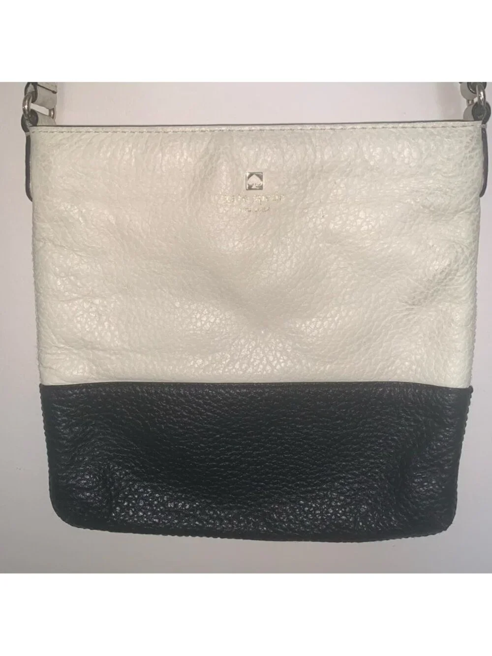 Kate Spade Black and White Crossbody Bag with Chic Color-Block Design